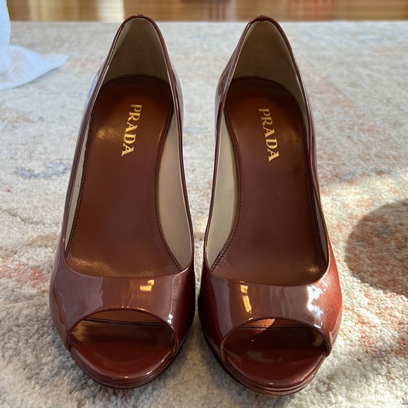 Prada Curved Heel - Picture 8 of 9